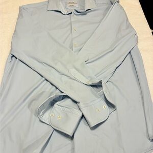 Elegant Light Blue Men's Dress Shirt